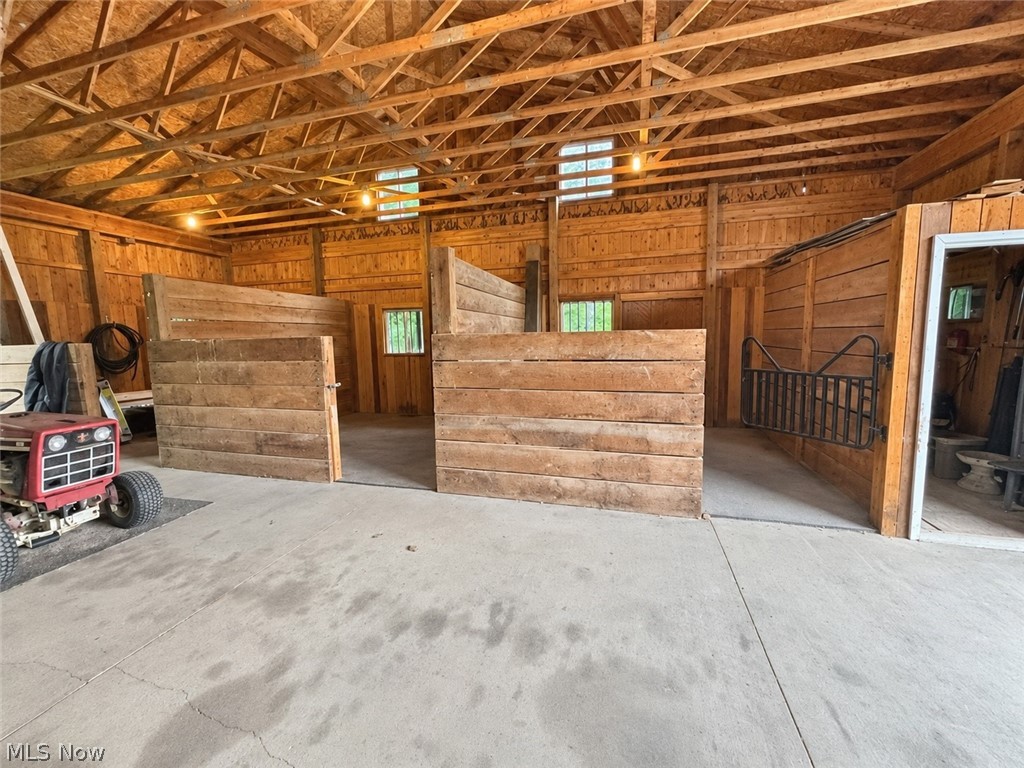12689 Old State Road Huntsburg OH 44046