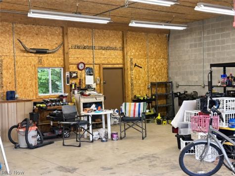 12689 Old State Road Huntsburg OH 44046