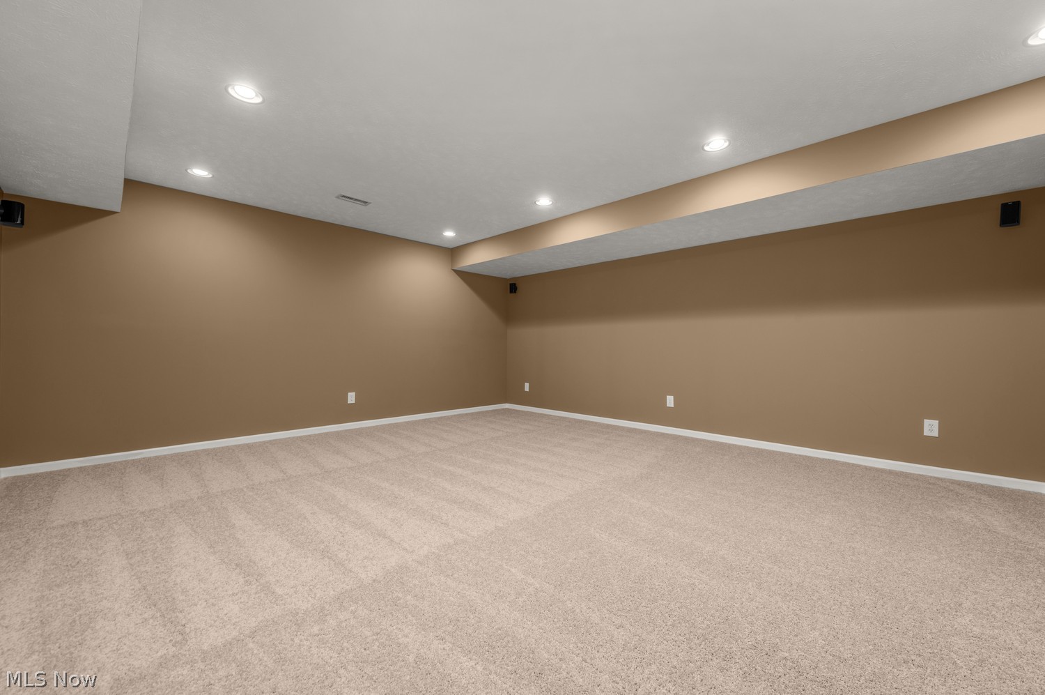 2556 Palmer Lane Avon OH 44011