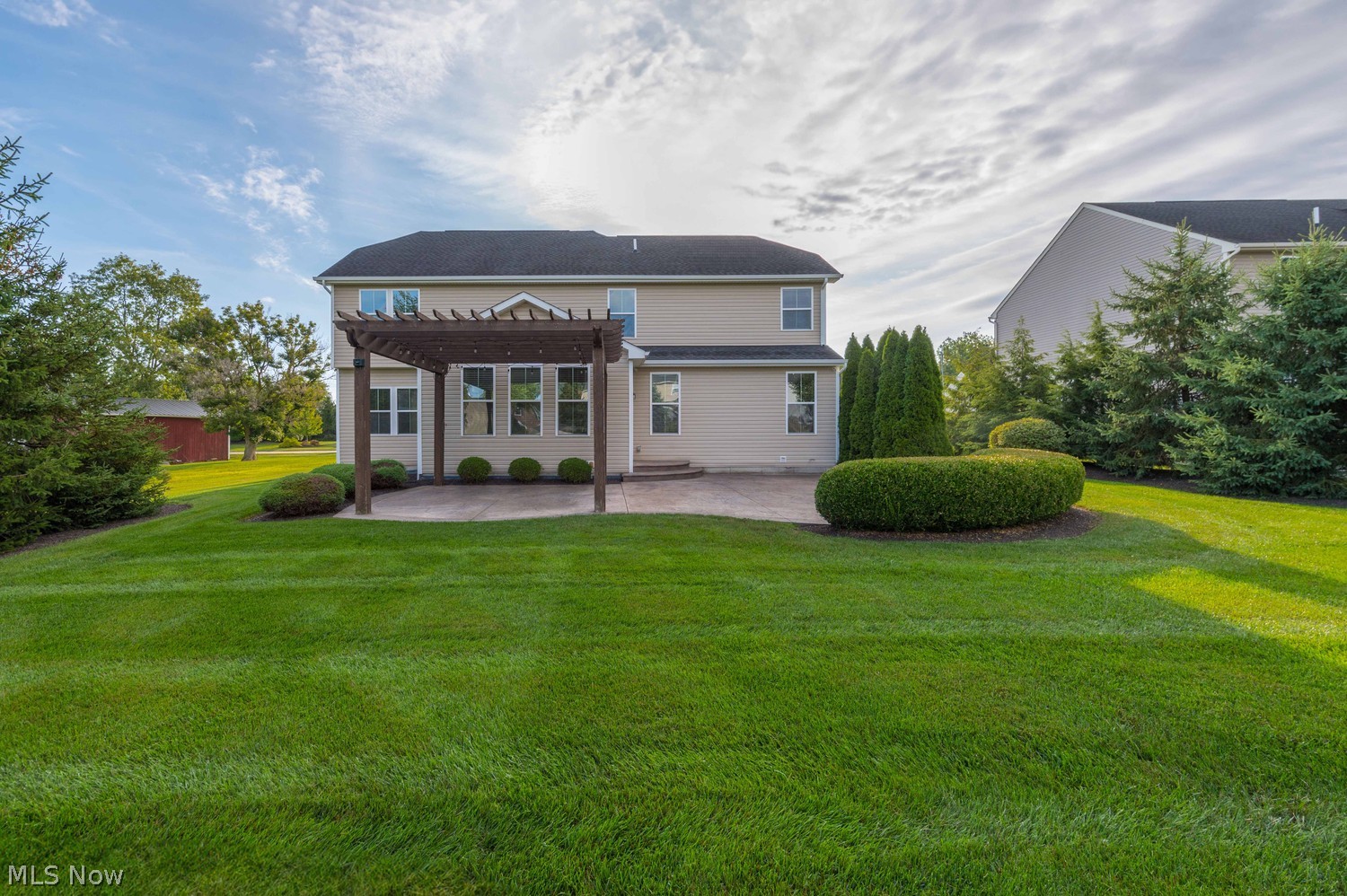 2556 Palmer Lane Avon OH 44011