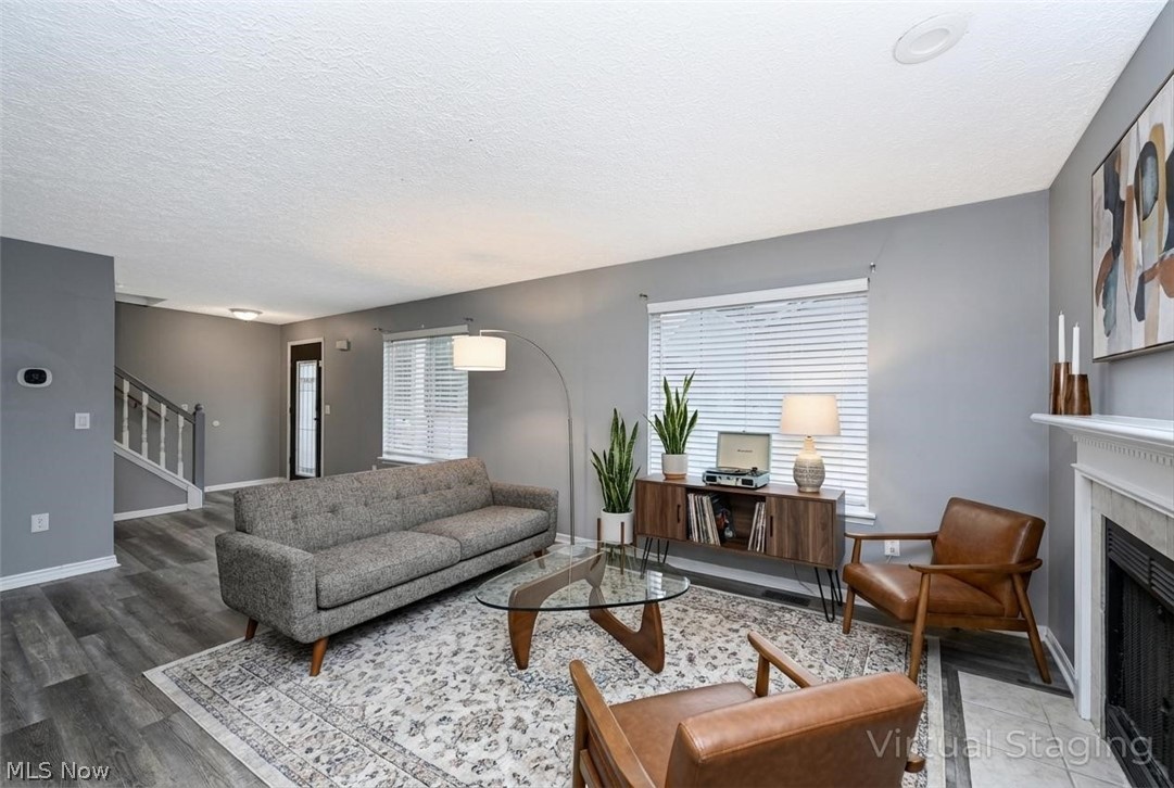 1083 Reeves Court Lakemore OH 44312