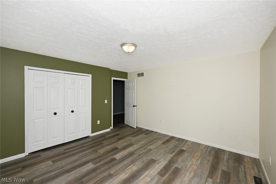 1083 Reeves Court Lakemore OH 44312