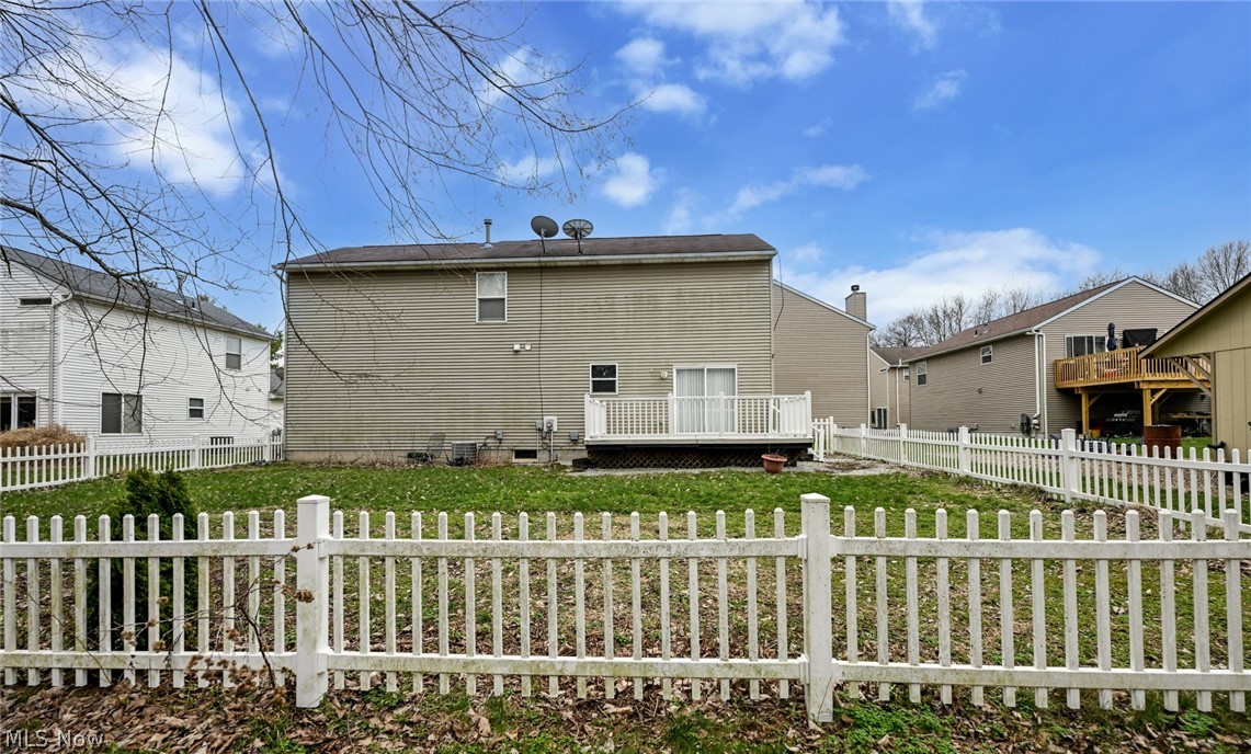 1083 Reeves Court Lakemore OH 44312