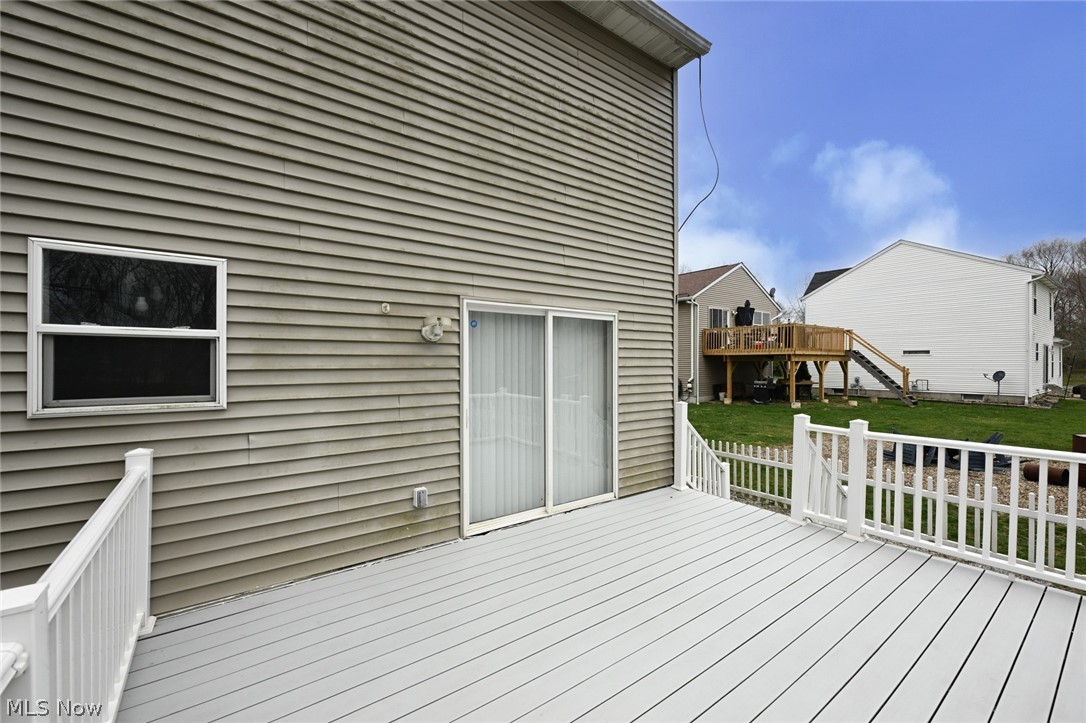 1083 Reeves Court Lakemore OH 44312