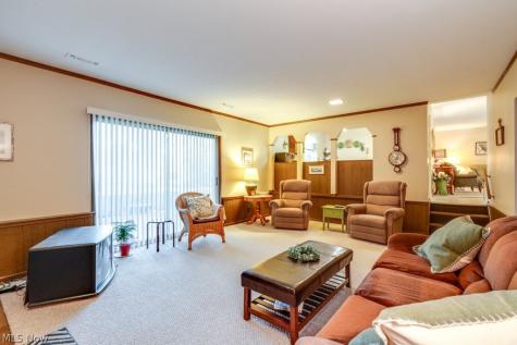 6100 Paisley Drive North Olmsted OH 44070
