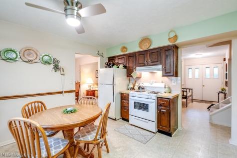 6100 Paisley Drive North Olmsted OH 44070