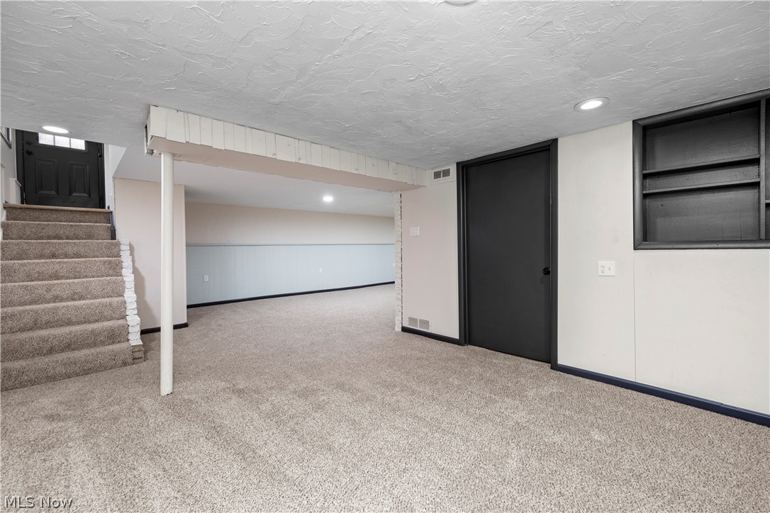 897 Livermore Lane Elyria OH 44035