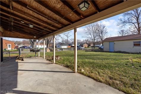 897 Livermore Lane Elyria OH 44035