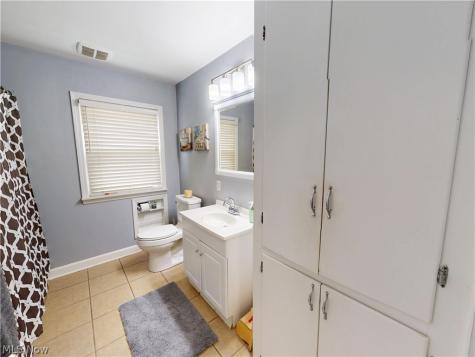 7990 Stockbridge Road Mentor OH 44060