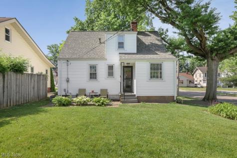 18236 Ponciana Avenue Cleveland OH 44135