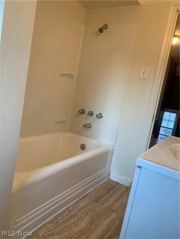 863 Medford Road Cleveland Heights OH 44121
