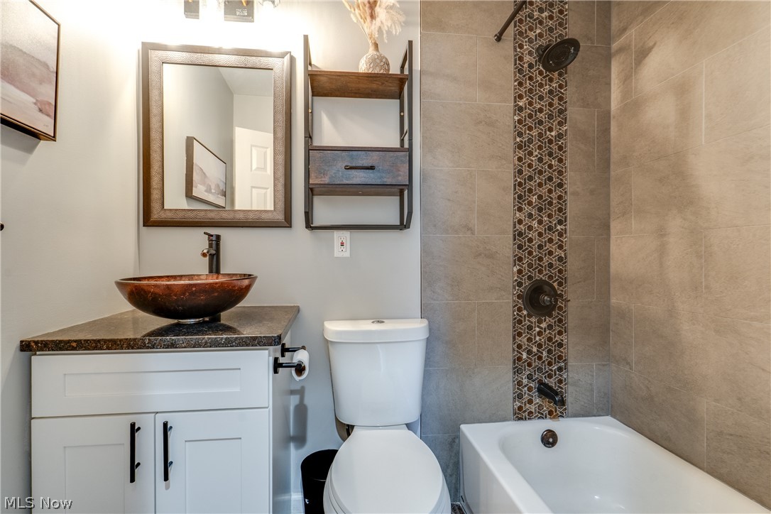 12905 Cherry Lane Chesterland OH 44026