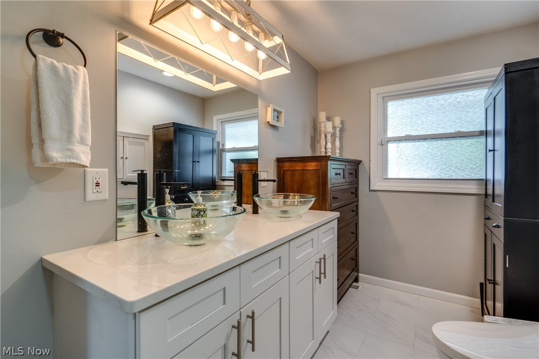 12905 Cherry Lane Chesterland OH 44026