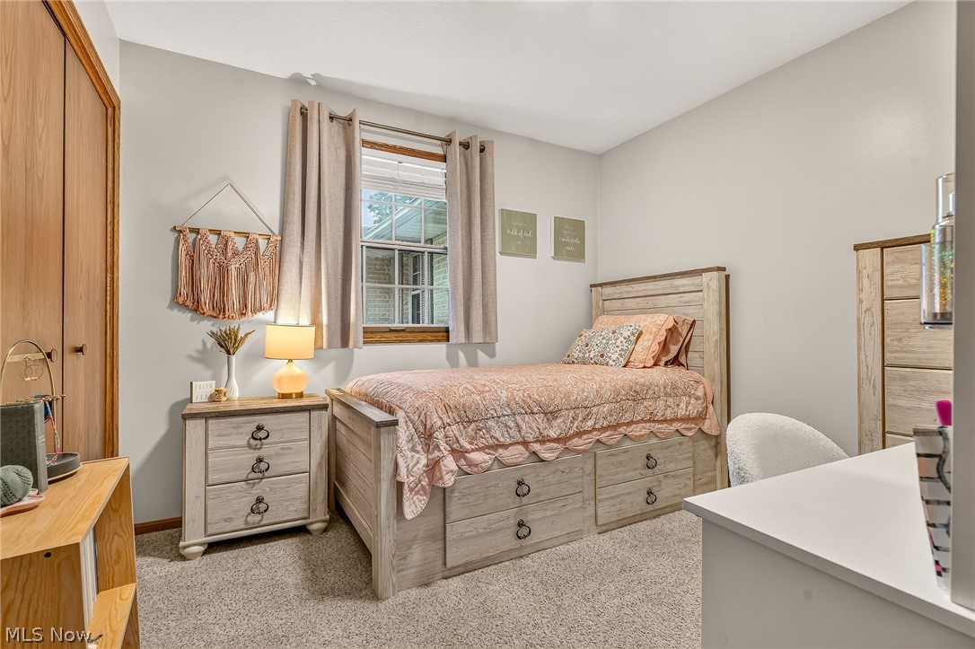 8537 Central Road NW Strasburg OH 44680