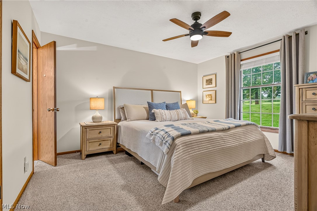 8537 Central Road NW Strasburg OH 44680