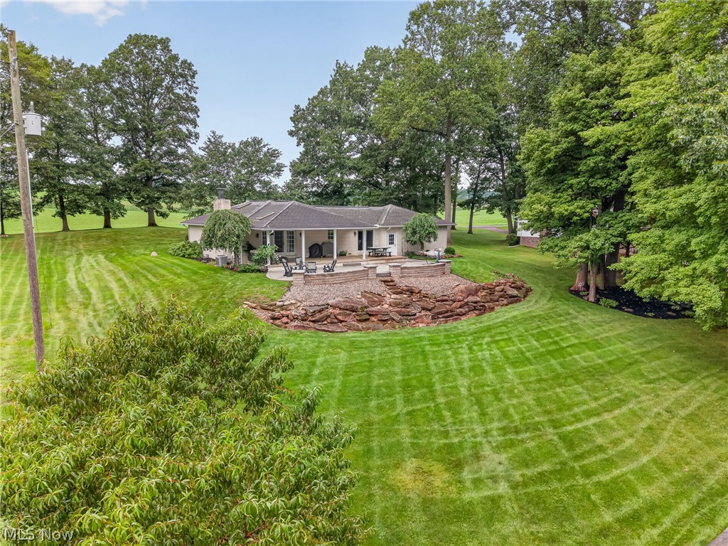 8537 Central Road NW Strasburg OH 44680