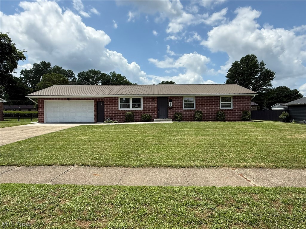 1038 2nd Street SW New Philadelphia OH 44663