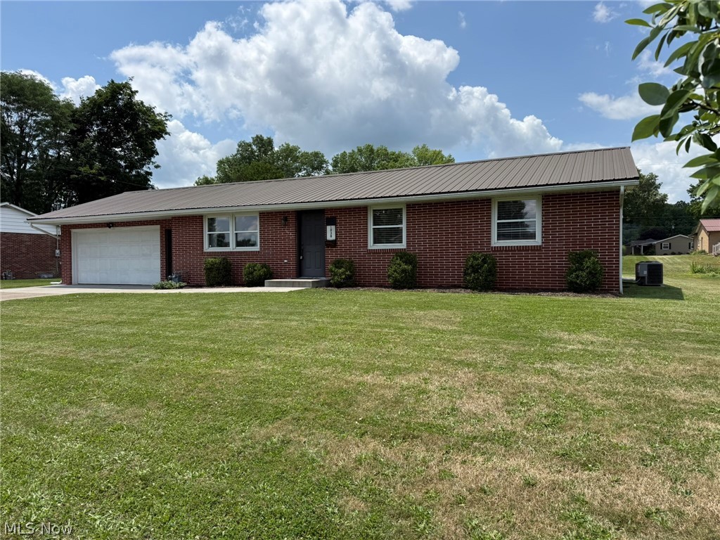 1038 2nd Street SW New Philadelphia OH 44663
