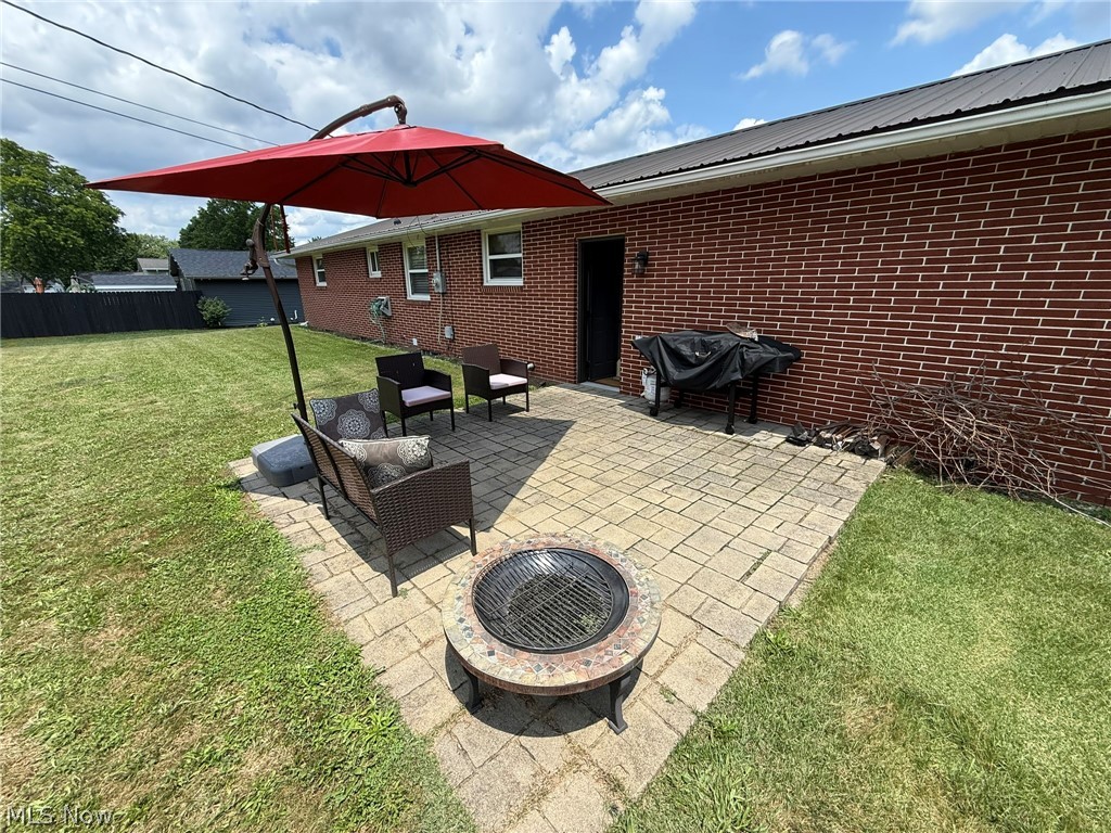 1038 2nd Street SW New Philadelphia OH 44663