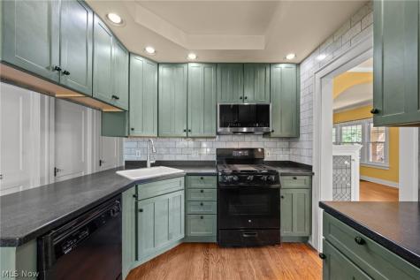 2612 Canterbury Road Cleveland Heights OH 44118