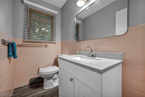 8382 Parkdale Drive North Royalton OH 44133