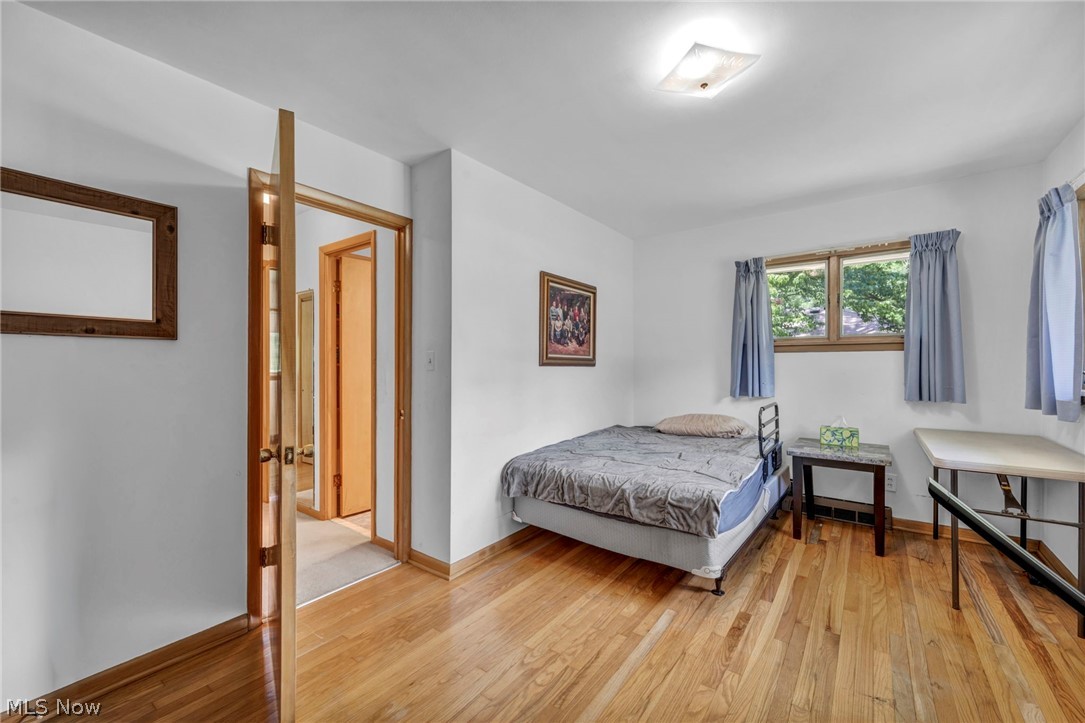 8382 Parkdale Drive North Royalton OH 44133