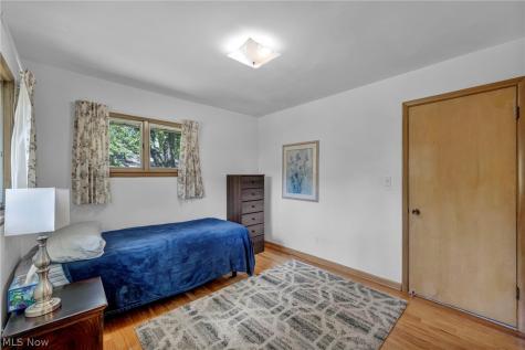 8382 Parkdale Drive North Royalton OH 44133