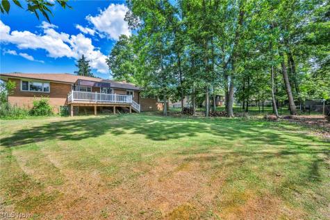 8382 Parkdale Drive North Royalton OH 44133