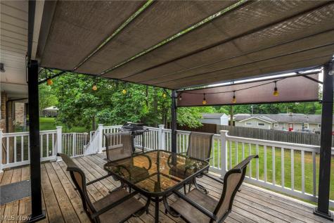8382 Parkdale Drive North Royalton OH 44133