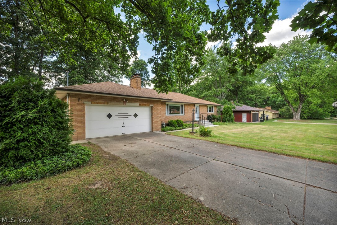 8382 Parkdale Drive North Royalton OH 44133