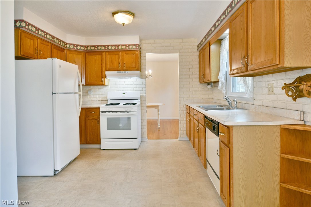 1061 Wilson Sharpsville Road Cortland OH 44410