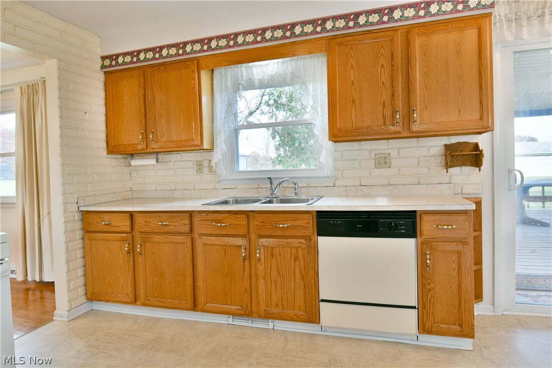 1061 Wilson Sharpsville Road Cortland OH 44410