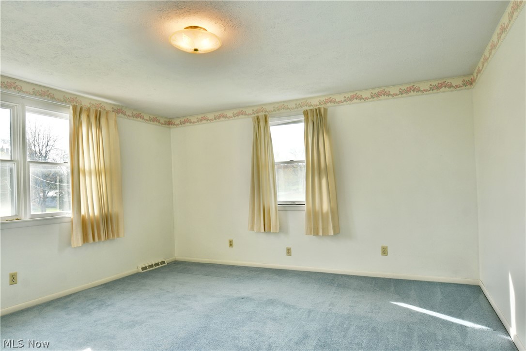 1061 Wilson Sharpsville Road Cortland OH 44410