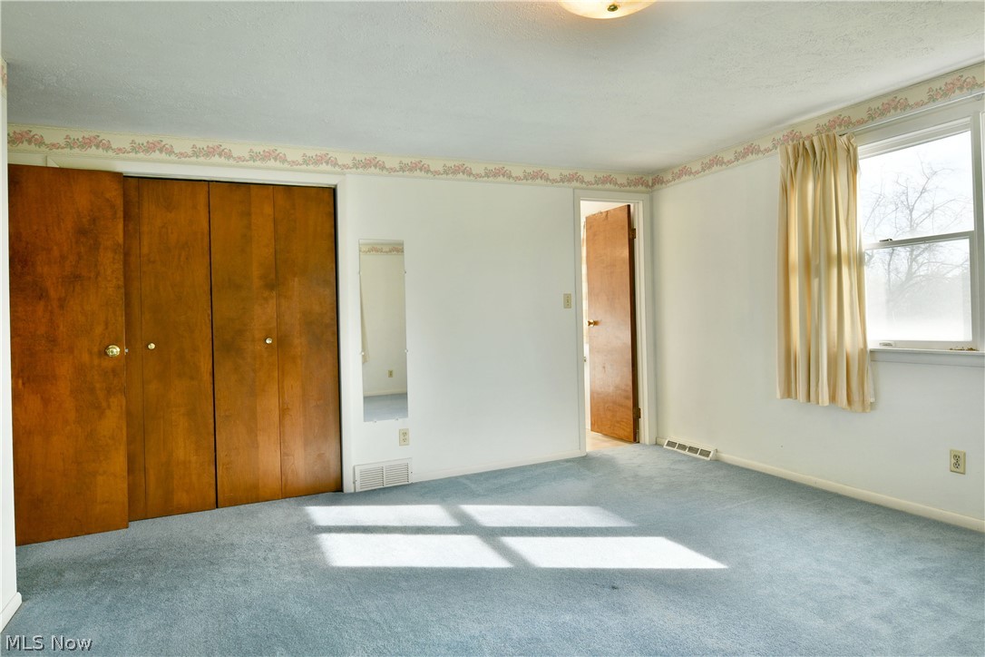 1061 Wilson Sharpsville Road Cortland OH 44410
