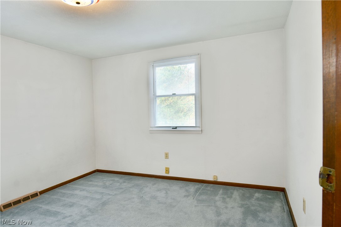 1061 Wilson Sharpsville Road Cortland OH 44410