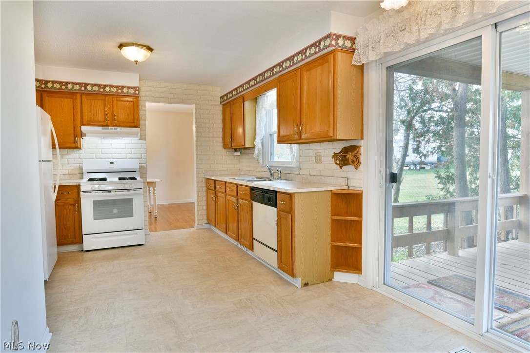 1061 Wilson Sharpsville Road Cortland OH 44410