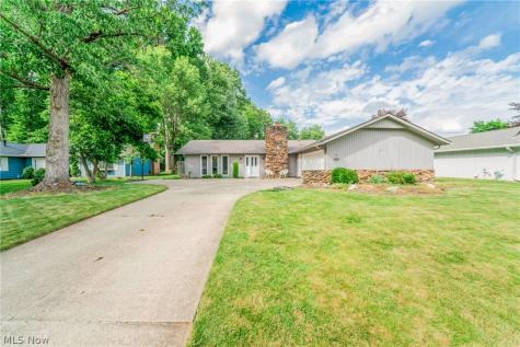 6165 Creekside Lane North Ridgeville OH 44039