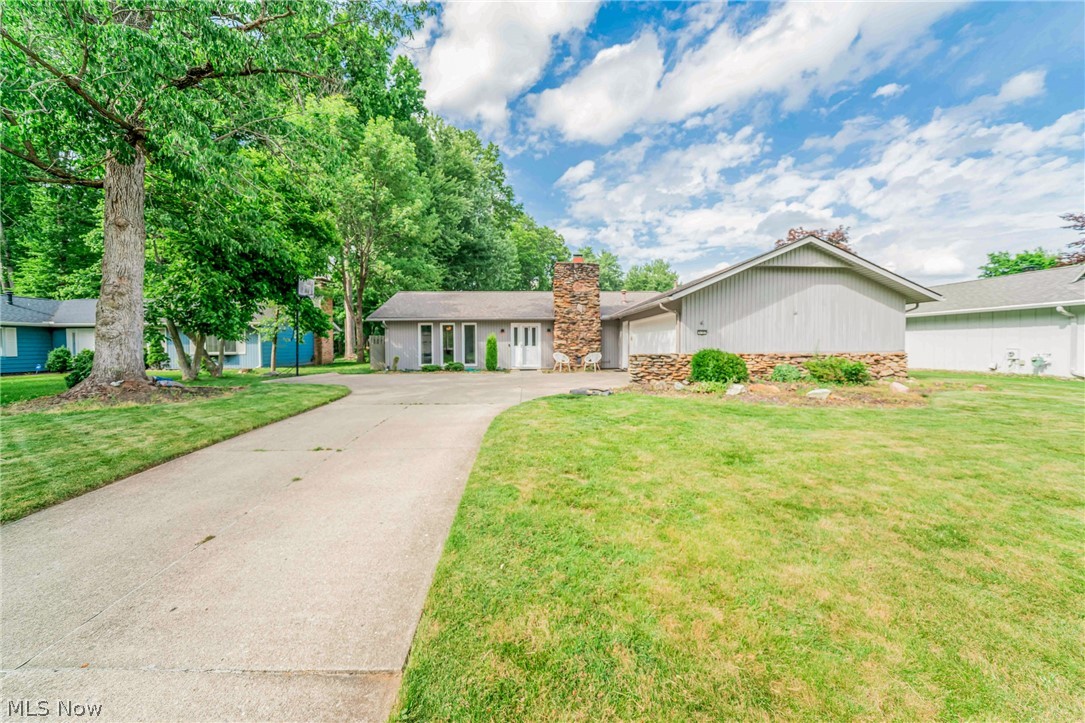 6165 Creekside Lane North Ridgeville OH 44039