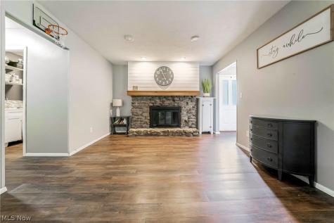 6165 Creekside Lane North Ridgeville OH 44039