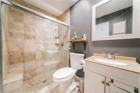 6165 Creekside Lane North Ridgeville OH 44039
