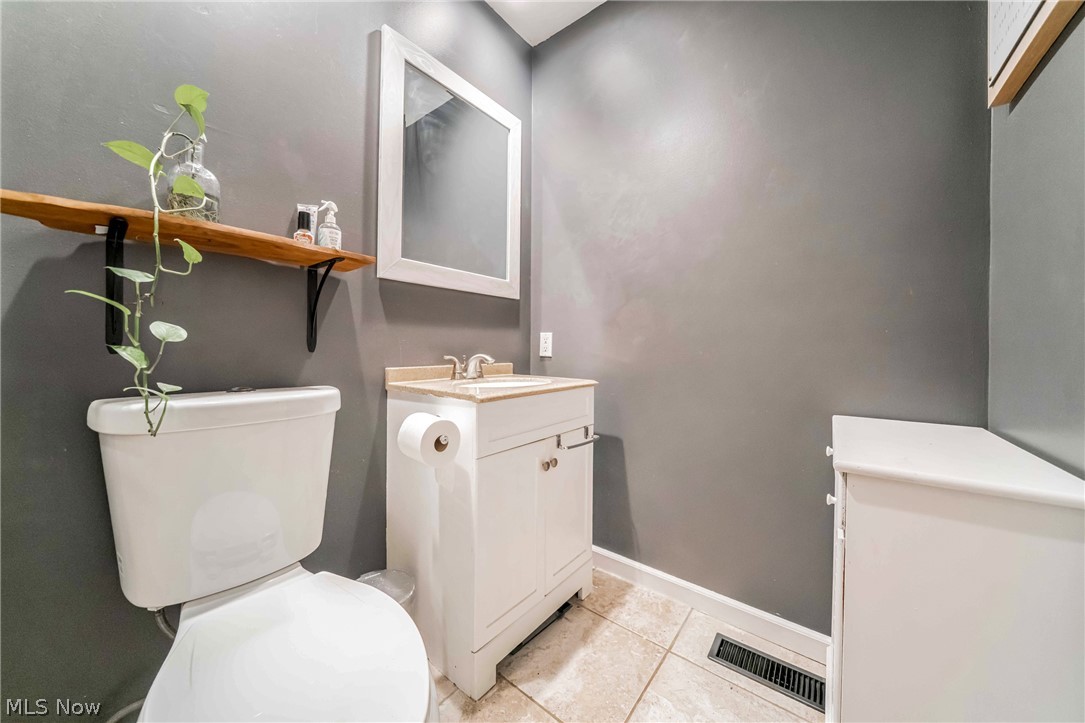 6165 Creekside Lane North Ridgeville OH 44039