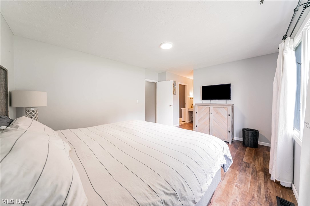 6165 Creekside Lane North Ridgeville OH 44039