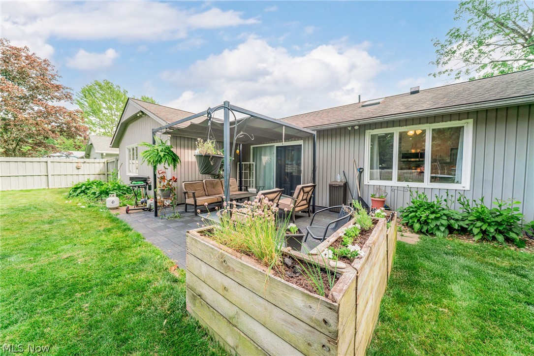 6165 Creekside Lane North Ridgeville OH 44039