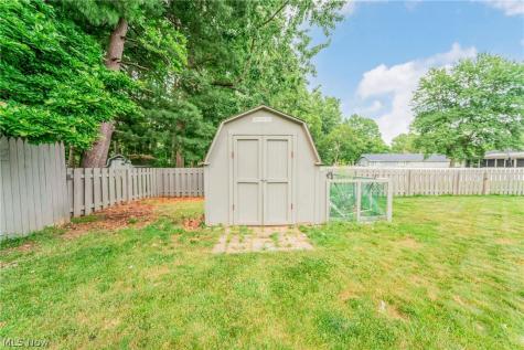 6165 Creekside Lane North Ridgeville OH 44039