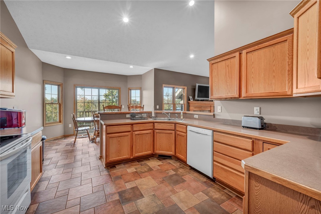 596 Vaughn Trail Akron OH 44319