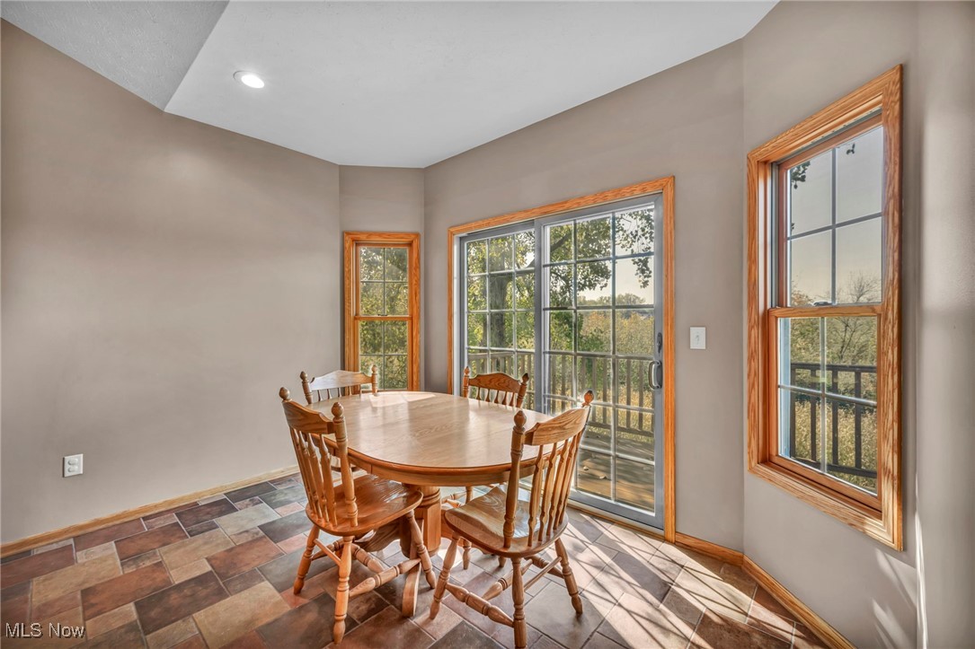 596 Vaughn Trail Akron OH 44319