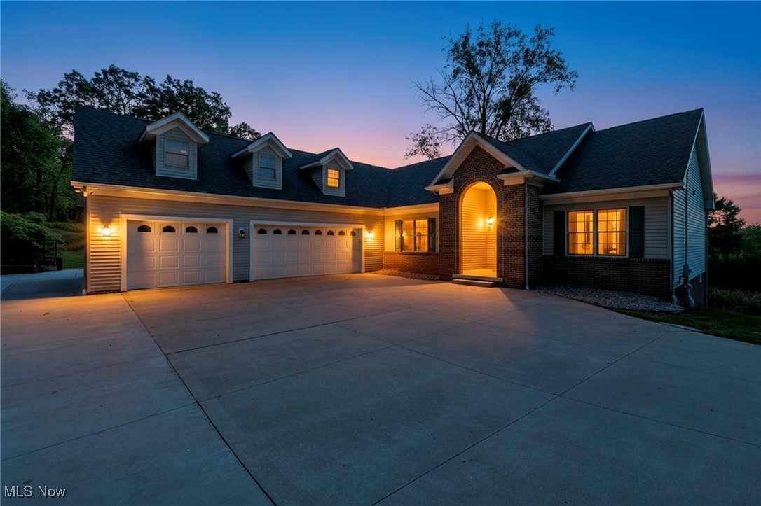 596 Vaughn Trail Akron OH 44319