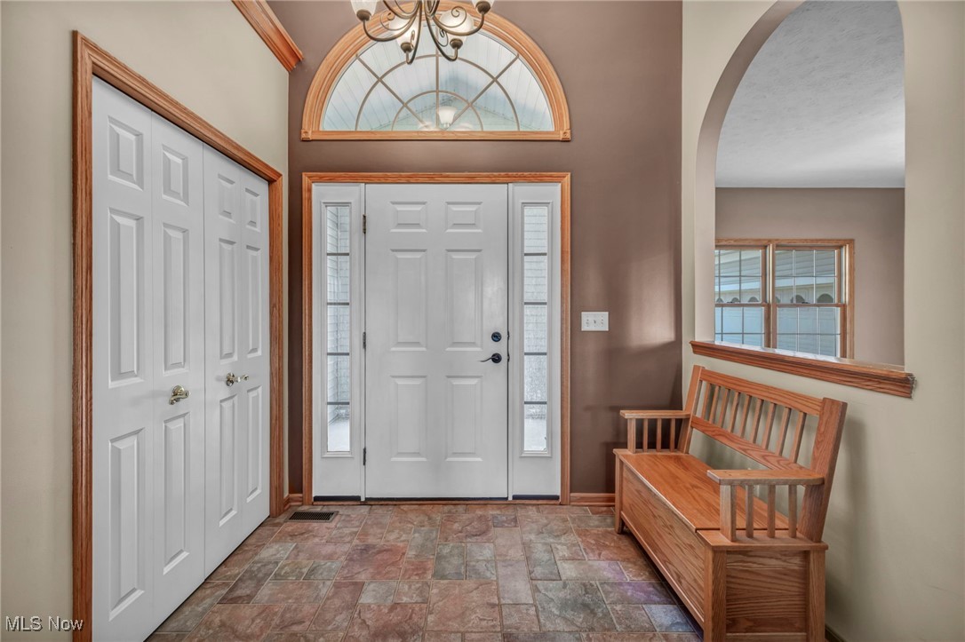 596 Vaughn Trail Akron OH 44319