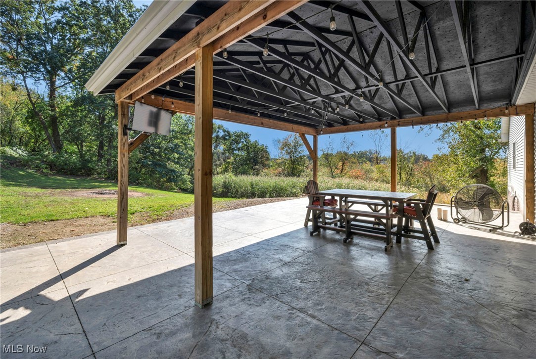 596 Vaughn Trail Akron OH 44319