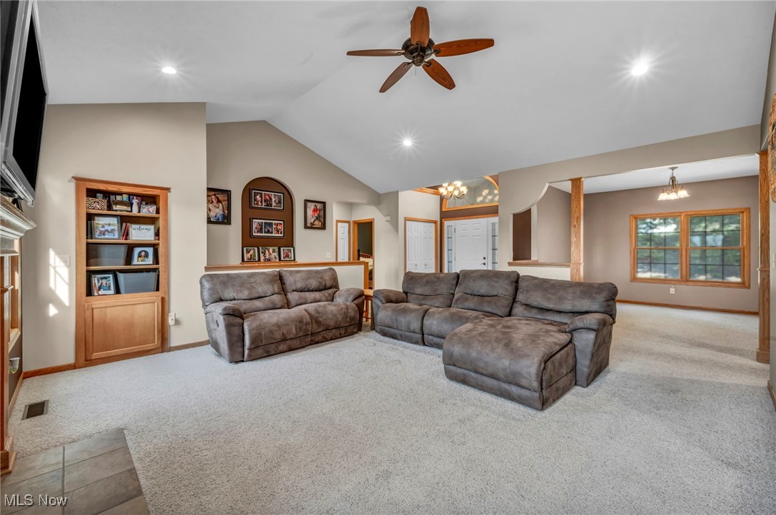 596 Vaughn Trail Akron OH 44319